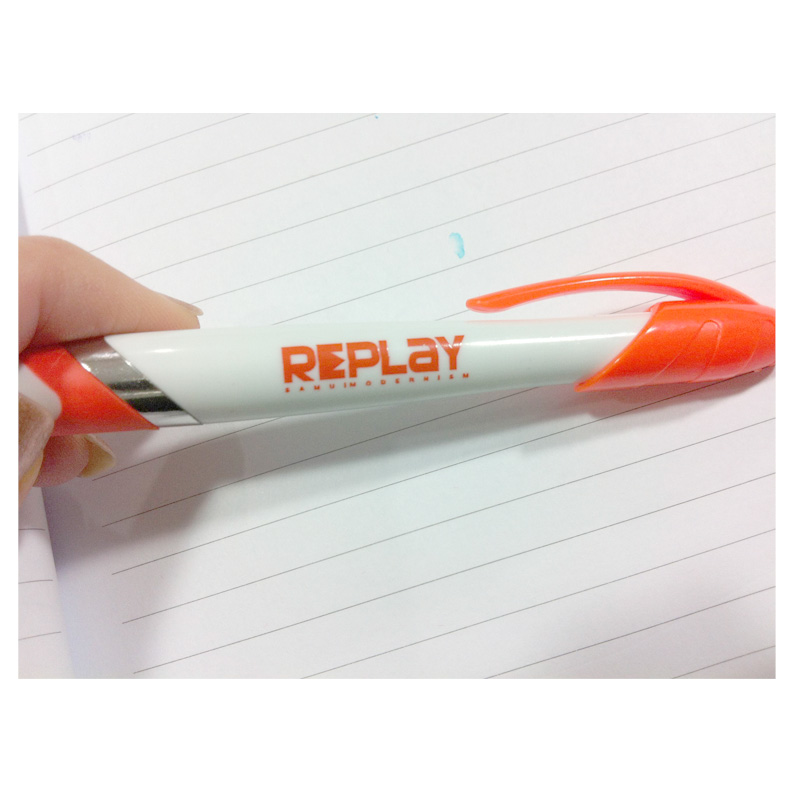 ปากกาพลาสติก PP118