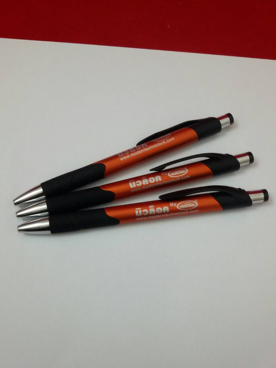 ปากกาพลาสติก PP152