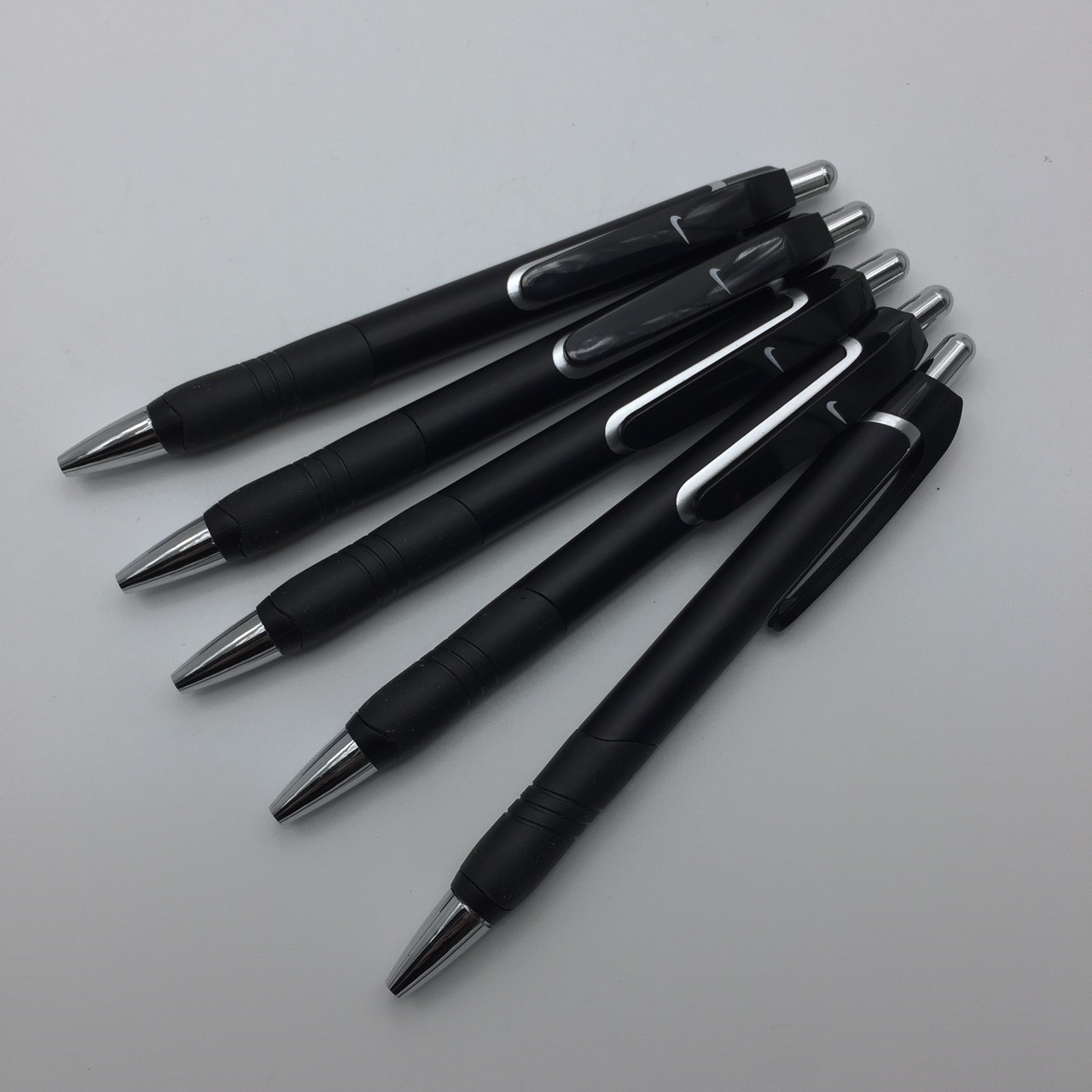 ปากกาพลาสติก PP176