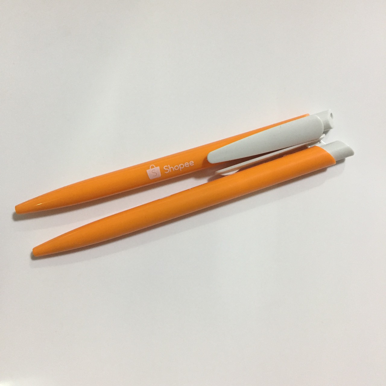 ปากกาพลาสติก PP268